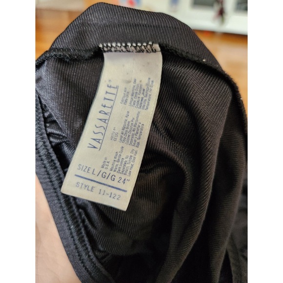 90s Black Half Slip - Picture 4 of 4